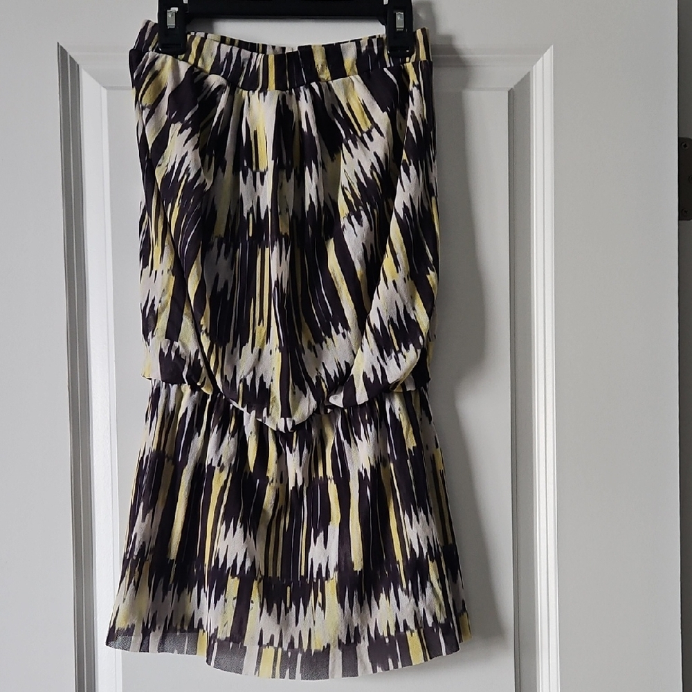 Cache Women's Black and Yellow Patterned Tunic